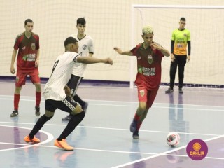 
<a style='margin-left: 5px;' class='btn btn-xs btn-social btn-facebook' href='https://www.facebook.com/sharer/sharer.php?u=https://boladovale.com.br/imgs/800-800-90/conteudo/fotos/1474/img2123.jpg' rel='popup' data-width='500' data-height='400'><i class='fa fa-facebook'></i>Compartilhar <span class='hidden-xs'>no Facebook</span>
</a> 
<a class='btn btn-default btn-xs' target='_blank' href='imgs/800-800-90/conteudo/fotos/1474/img2123.jpg'>
<span class='glyphicon glyphicon-cloud-download'></span> Salvar
</a> 
<span></span>