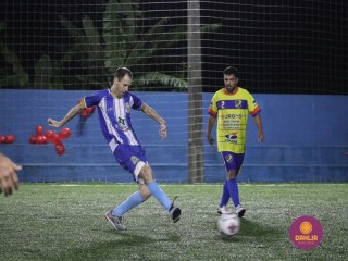 
<a style='margin-left: 5px;' class='btn btn-xs btn-social btn-facebook' href='https://www.facebook.com/sharer/sharer.php?u=https://boladovale.com.br/imgs/800-800-90/conteudo/fotos/1489/img8879.jpg' rel='popup' data-width='500' data-height='400'><i class='fa fa-facebook'></i>Compartilhar <span class='hidden-xs'>no Facebook</span>
</a> 
<a class='btn btn-default btn-xs' target='_blank' href='imgs/800-800-90/conteudo/fotos/1489/img8879.jpg'>
<span class='glyphicon glyphicon-cloud-download'></span> Salvar
</a> 
<span></span>