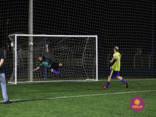 
<a style='margin-left: 5px;' class='btn btn-xs btn-social btn-facebook' href='https://www.facebook.com/sharer/sharer.php?u=https://boladovale.com.br/imgs/800-800-90/conteudo/fotos/1489/img8903.jpg' rel='popup' data-width='500' data-height='400'><i class='fa fa-facebook'></i>Compartilhar <span class='hidden-xs'>no Facebook</span>
</a> 
<a class='btn btn-default btn-xs' target='_blank' href='imgs/800-800-90/conteudo/fotos/1489/img8903.jpg'>
<span class='glyphicon glyphicon-cloud-download'></span> Salvar
</a> 
<span></span>