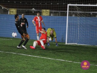 
<a style='margin-left: 5px;' class='btn btn-xs btn-social btn-facebook' href='https://www.facebook.com/sharer/sharer.php?u=https://boladovale.com.br/imgs/800-800-90/conteudo/fotos/1490/img9012.jpg' rel='popup' data-width='500' data-height='400'><i class='fa fa-facebook'></i>Compartilhar <span class='hidden-xs'>no Facebook</span>
</a> 
<a class='btn btn-default btn-xs' target='_blank' href='imgs/800-800-90/conteudo/fotos/1490/img9012.jpg'>
<span class='glyphicon glyphicon-cloud-download'></span> Salvar
</a> 
<span></span>