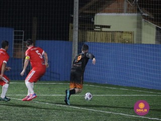 
<a style='margin-left: 5px;' class='btn btn-xs btn-social btn-facebook' href='https://www.facebook.com/sharer/sharer.php?u=https://boladovale.com.br/imgs/800-800-90/conteudo/fotos/1490/img9024.jpg' rel='popup' data-width='500' data-height='400'><i class='fa fa-facebook'></i>Compartilhar <span class='hidden-xs'>no Facebook</span>
</a> 
<a class='btn btn-default btn-xs' target='_blank' href='imgs/800-800-90/conteudo/fotos/1490/img9024.jpg'>
<span class='glyphicon glyphicon-cloud-download'></span> Salvar
</a> 
<span></span>