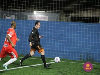 
<a style='margin-left: 5px;' class='btn btn-xs btn-social btn-facebook' href='https://www.facebook.com/sharer/sharer.php?u=https://boladovale.com.br/imgs/800-800-90/conteudo/fotos/1490/img9041.jpg' rel='popup' data-width='500' data-height='400'><i class='fa fa-facebook'></i>Compartilhar <span class='hidden-xs'>no Facebook</span>
</a> 
<a class='btn btn-default btn-xs' target='_blank' href='imgs/800-800-90/conteudo/fotos/1490/img9041.jpg'>
<span class='glyphicon glyphicon-cloud-download'></span> Salvar
</a> 
<span></span>