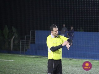 
<a style='margin-left: 5px;' class='btn btn-xs btn-social btn-facebook' href='https://www.facebook.com/sharer/sharer.php?u=https://boladovale.com.br/imgs/800-800-90/conteudo/fotos/1490/img9047.jpg' rel='popup' data-width='500' data-height='400'><i class='fa fa-facebook'></i>Compartilhar <span class='hidden-xs'>no Facebook</span>
</a> 
<a class='btn btn-default btn-xs' target='_blank' href='imgs/800-800-90/conteudo/fotos/1490/img9047.jpg'>
<span class='glyphicon glyphicon-cloud-download'></span> Salvar
</a> 
<span></span>