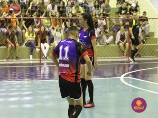 
<a style='margin-left: 5px;' class='btn btn-xs btn-social btn-facebook' href='https://www.facebook.com/sharer/sharer.php?u=https://boladovale.com.br/imgs/800-800-90/conteudo/fotos/1498/img9585.jpg' rel='popup' data-width='500' data-height='400'><i class='fa fa-facebook'></i>Compartilhar <span class='hidden-xs'>no Facebook</span>
</a> 
<a class='btn btn-default btn-xs' target='_blank' href='imgs/800-800-90/conteudo/fotos/1498/img9585.jpg'>
<span class='glyphicon glyphicon-cloud-download'></span> Salvar
</a> 
<span></span>