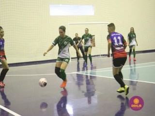 
<a style='margin-left: 5px;' class='btn btn-xs btn-social btn-facebook' href='https://www.facebook.com/sharer/sharer.php?u=https://boladovale.com.br/imgs/800-800-90/conteudo/fotos/1498/img9598.jpg' rel='popup' data-width='500' data-height='400'><i class='fa fa-facebook'></i>Compartilhar <span class='hidden-xs'>no Facebook</span>
</a> 
<a class='btn btn-default btn-xs' target='_blank' href='imgs/800-800-90/conteudo/fotos/1498/img9598.jpg'>
<span class='glyphicon glyphicon-cloud-download'></span> Salvar
</a> 
<span></span>