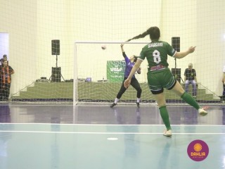 
<a style='margin-left: 5px;' class='btn btn-xs btn-social btn-facebook' href='https://www.facebook.com/sharer/sharer.php?u=https://boladovale.com.br/imgs/800-800-90/conteudo/fotos/1498/img9615.jpg' rel='popup' data-width='500' data-height='400'><i class='fa fa-facebook'></i>Compartilhar <span class='hidden-xs'>no Facebook</span>
</a> 
<a class='btn btn-default btn-xs' target='_blank' href='imgs/800-800-90/conteudo/fotos/1498/img9615.jpg'>
<span class='glyphicon glyphicon-cloud-download'></span> Salvar
</a> 
<span></span>