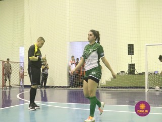 
<a style='margin-left: 5px;' class='btn btn-xs btn-social btn-facebook' href='https://www.facebook.com/sharer/sharer.php?u=https://boladovale.com.br/imgs/800-800-90/conteudo/fotos/1498/img9620.jpg' rel='popup' data-width='500' data-height='400'><i class='fa fa-facebook'></i>Compartilhar <span class='hidden-xs'>no Facebook</span>
</a> 
<a class='btn btn-default btn-xs' target='_blank' href='imgs/800-800-90/conteudo/fotos/1498/img9620.jpg'>
<span class='glyphicon glyphicon-cloud-download'></span> Salvar
</a> 
<span></span>