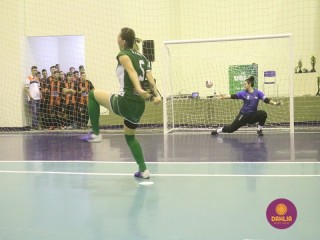 
<a style='margin-left: 5px;' class='btn btn-xs btn-social btn-facebook' href='https://www.facebook.com/sharer/sharer.php?u=https://boladovale.com.br/imgs/800-800-90/conteudo/fotos/1498/img9634.jpg' rel='popup' data-width='500' data-height='400'><i class='fa fa-facebook'></i>Compartilhar <span class='hidden-xs'>no Facebook</span>
</a> 
<a class='btn btn-default btn-xs' target='_blank' href='imgs/800-800-90/conteudo/fotos/1498/img9634.jpg'>
<span class='glyphicon glyphicon-cloud-download'></span> Salvar
</a> 
<span></span>