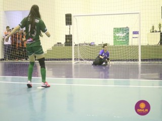 
<a style='margin-left: 5px;' class='btn btn-xs btn-social btn-facebook' href='https://www.facebook.com/sharer/sharer.php?u=https://boladovale.com.br/imgs/800-800-90/conteudo/fotos/1498/img9652.jpg' rel='popup' data-width='500' data-height='400'><i class='fa fa-facebook'></i>Compartilhar <span class='hidden-xs'>no Facebook</span>
</a> 
<a class='btn btn-default btn-xs' target='_blank' href='imgs/800-800-90/conteudo/fotos/1498/img9652.jpg'>
<span class='glyphicon glyphicon-cloud-download'></span> Salvar
</a> 
<span></span>