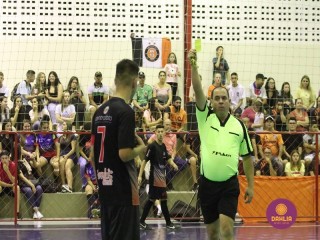 
<a style='margin-left: 5px;' class='btn btn-xs btn-social btn-facebook' href='https://www.facebook.com/sharer/sharer.php?u=https://boladovale.com.br/imgs/800-800-90/conteudo/fotos/1500/img9847.jpg' rel='popup' data-width='500' data-height='400'><i class='fa fa-facebook'></i>Compartilhar <span class='hidden-xs'>no Facebook</span>
</a> 
<a class='btn btn-default btn-xs' target='_blank' href='imgs/800-800-90/conteudo/fotos/1500/img9847.jpg'>
<span class='glyphicon glyphicon-cloud-download'></span> Salvar
</a> 
<span></span>