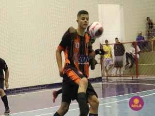 
<a style='margin-left: 5px;' class='btn btn-xs btn-social btn-facebook' href='https://www.facebook.com/sharer/sharer.php?u=https://boladovale.com.br/imgs/800-800-90/conteudo/fotos/1500/img9869.jpg' rel='popup' data-width='500' data-height='400'><i class='fa fa-facebook'></i>Compartilhar <span class='hidden-xs'>no Facebook</span>
</a> 
<a class='btn btn-default btn-xs' target='_blank' href='imgs/800-800-90/conteudo/fotos/1500/img9869.jpg'>
<span class='glyphicon glyphicon-cloud-download'></span> Salvar
</a> 
<span></span>