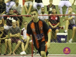 
<a style='margin-left: 5px;' class='btn btn-xs btn-social btn-facebook' href='https://www.facebook.com/sharer/sharer.php?u=https://boladovale.com.br/imgs/800-800-90/conteudo/fotos/1500/img9880.jpg' rel='popup' data-width='500' data-height='400'><i class='fa fa-facebook'></i>Compartilhar <span class='hidden-xs'>no Facebook</span>
</a> 
<a class='btn btn-default btn-xs' target='_blank' href='imgs/800-800-90/conteudo/fotos/1500/img9880.jpg'>
<span class='glyphicon glyphicon-cloud-download'></span> Salvar
</a> 
<span></span>