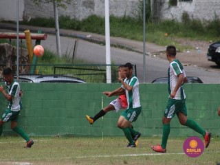 
<a style='margin-left: 5px;' class='btn btn-xs btn-social btn-facebook' href='https://www.facebook.com/sharer/sharer.php?u=https://boladovale.com.br/imgs/800-800-90/conteudo/fotos/1508/img1770.jpg' rel='popup' data-width='500' data-height='400'><i class='fa fa-facebook'></i>Compartilhar <span class='hidden-xs'>no Facebook</span>
</a> 
<a class='btn btn-default btn-xs' target='_blank' href='imgs/800-800-90/conteudo/fotos/1508/img1770.jpg'>
<span class='glyphicon glyphicon-cloud-download'></span> Salvar
</a> 
<span></span>