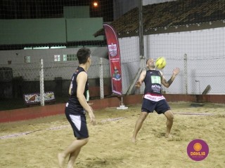 
<a style='margin-left: 5px;' class='btn btn-xs btn-social btn-facebook' href='https://www.facebook.com/sharer/sharer.php?u=https://boladovale.com.br/imgs/800-800-90/conteudo/fotos/1509/img2012.jpg' rel='popup' data-width='500' data-height='400'><i class='fa fa-facebook'></i>Compartilhar <span class='hidden-xs'>no Facebook</span>
</a> 
<a class='btn btn-default btn-xs' target='_blank' href='imgs/800-800-90/conteudo/fotos/1509/img2012.jpg'>
<span class='glyphicon glyphicon-cloud-download'></span> Salvar
</a> 
<span></span>