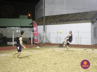 
<a style='margin-left: 5px;' class='btn btn-xs btn-social btn-facebook' href='https://www.facebook.com/sharer/sharer.php?u=https://boladovale.com.br/imgs/800-800-90/conteudo/fotos/1509/img2025.jpg' rel='popup' data-width='500' data-height='400'><i class='fa fa-facebook'></i>Compartilhar <span class='hidden-xs'>no Facebook</span>
</a> 
<a class='btn btn-default btn-xs' target='_blank' href='imgs/800-800-90/conteudo/fotos/1509/img2025.jpg'>
<span class='glyphicon glyphicon-cloud-download'></span> Salvar
</a> 
<span></span>