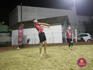 
<a style='margin-left: 5px;' class='btn btn-xs btn-social btn-facebook' href='https://www.facebook.com/sharer/sharer.php?u=https://boladovale.com.br/imgs/800-800-90/conteudo/fotos/1517/img2557.jpg' rel='popup' data-width='500' data-height='400'><i class='fa fa-facebook'></i>Compartilhar <span class='hidden-xs'>no Facebook</span>
</a> 
<a class='btn btn-default btn-xs' target='_blank' href='imgs/800-800-90/conteudo/fotos/1517/img2557.jpg'>
<span class='glyphicon glyphicon-cloud-download'></span> Salvar
</a> 
<span></span>