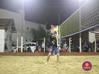 
<a style='margin-left: 5px;' class='btn btn-xs btn-social btn-facebook' href='https://www.facebook.com/sharer/sharer.php?u=https://boladovale.com.br/imgs/800-800-90/conteudo/fotos/1517/img2563.jpg' rel='popup' data-width='500' data-height='400'><i class='fa fa-facebook'></i>Compartilhar <span class='hidden-xs'>no Facebook</span>
</a> 
<a class='btn btn-default btn-xs' target='_blank' href='imgs/800-800-90/conteudo/fotos/1517/img2563.jpg'>
<span class='glyphicon glyphicon-cloud-download'></span> Salvar
</a> 
<span></span>