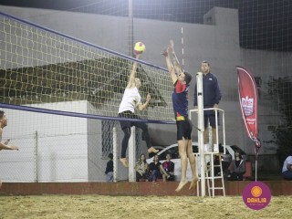 
<a style='margin-left: 5px;' class='btn btn-xs btn-social btn-facebook' href='https://www.facebook.com/sharer/sharer.php?u=https://boladovale.com.br/imgs/800-800-90/conteudo/fotos/1517/img2631.jpg' rel='popup' data-width='500' data-height='400'><i class='fa fa-facebook'></i>Compartilhar <span class='hidden-xs'>no Facebook</span>
</a> 
<a class='btn btn-default btn-xs' target='_blank' href='imgs/800-800-90/conteudo/fotos/1517/img2631.jpg'>
<span class='glyphicon glyphicon-cloud-download'></span> Salvar
</a> 
<span></span>