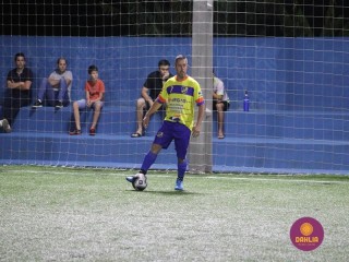 
<a style='margin-left: 5px;' class='btn btn-xs btn-social btn-facebook' href='https://www.facebook.com/sharer/sharer.php?u=https://boladovale.com.br/imgs/800-800-90/conteudo/fotos/1518/img2654.jpg' rel='popup' data-width='500' data-height='400'><i class='fa fa-facebook'></i>Compartilhar <span class='hidden-xs'>no Facebook</span>
</a> 
<a class='btn btn-default btn-xs' target='_blank' href='imgs/800-800-90/conteudo/fotos/1518/img2654.jpg'>
<span class='glyphicon glyphicon-cloud-download'></span> Salvar
</a> 
<span></span>