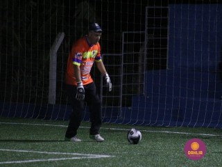 
<a style='margin-left: 5px;' class='btn btn-xs btn-social btn-facebook' href='https://www.facebook.com/sharer/sharer.php?u=https://boladovale.com.br/imgs/800-800-90/conteudo/fotos/1518/img2659.jpg' rel='popup' data-width='500' data-height='400'><i class='fa fa-facebook'></i>Compartilhar <span class='hidden-xs'>no Facebook</span>
</a> 
<a class='btn btn-default btn-xs' target='_blank' href='imgs/800-800-90/conteudo/fotos/1518/img2659.jpg'>
<span class='glyphicon glyphicon-cloud-download'></span> Salvar
</a> 
<span></span>