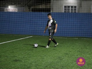 
<a style='margin-left: 5px;' class='btn btn-xs btn-social btn-facebook' href='https://www.facebook.com/sharer/sharer.php?u=https://boladovale.com.br/imgs/800-800-90/conteudo/fotos/1518/img2668.jpg' rel='popup' data-width='500' data-height='400'><i class='fa fa-facebook'></i>Compartilhar <span class='hidden-xs'>no Facebook</span>
</a> 
<a class='btn btn-default btn-xs' target='_blank' href='imgs/800-800-90/conteudo/fotos/1518/img2668.jpg'>
<span class='glyphicon glyphicon-cloud-download'></span> Salvar
</a> 
<span></span>