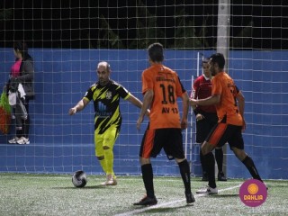 
<a style='margin-left: 5px;' class='btn btn-xs btn-social btn-facebook' href='https://www.facebook.com/sharer/sharer.php?u=https://boladovale.com.br/imgs/800-800-90/conteudo/fotos/1520/img2819.jpg' rel='popup' data-width='500' data-height='400'><i class='fa fa-facebook'></i>Compartilhar <span class='hidden-xs'>no Facebook</span>
</a> 
<a class='btn btn-default btn-xs' target='_blank' href='imgs/800-800-90/conteudo/fotos/1520/img2819.jpg'>
<span class='glyphicon glyphicon-cloud-download'></span> Salvar
</a> 
<span></span>