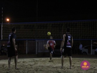 
<a style='margin-left: 5px;' class='btn btn-xs btn-social btn-facebook' href='https://www.facebook.com/sharer/sharer.php?u=https://boladovale.com.br/imgs/800-800-90/conteudo/fotos/1521/img8848.jpg' rel='popup' data-width='500' data-height='400'><i class='fa fa-facebook'></i>Compartilhar <span class='hidden-xs'>no Facebook</span>
</a> 
<a class='btn btn-default btn-xs' target='_blank' href='imgs/800-800-90/conteudo/fotos/1521/img8848.jpg'>
<span class='glyphicon glyphicon-cloud-download'></span> Salvar
</a> 
<span></span>