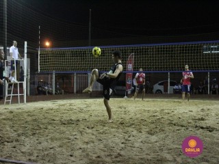 
<a style='margin-left: 5px;' class='btn btn-xs btn-social btn-facebook' href='https://www.facebook.com/sharer/sharer.php?u=https://boladovale.com.br/imgs/800-800-90/conteudo/fotos/1521/img8862.jpg' rel='popup' data-width='500' data-height='400'><i class='fa fa-facebook'></i>Compartilhar <span class='hidden-xs'>no Facebook</span>
</a> 
<a class='btn btn-default btn-xs' target='_blank' href='imgs/800-800-90/conteudo/fotos/1521/img8862.jpg'>
<span class='glyphicon glyphicon-cloud-download'></span> Salvar
</a> 
<span></span>