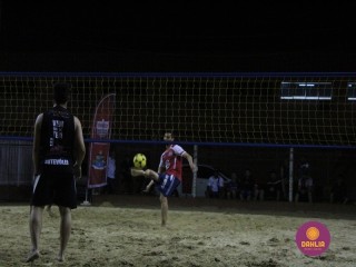 
<a style='margin-left: 5px;' class='btn btn-xs btn-social btn-facebook' href='https://www.facebook.com/sharer/sharer.php?u=https://boladovale.com.br/imgs/800-800-90/conteudo/fotos/1521/img8863.jpg' rel='popup' data-width='500' data-height='400'><i class='fa fa-facebook'></i>Compartilhar <span class='hidden-xs'>no Facebook</span>
</a> 
<a class='btn btn-default btn-xs' target='_blank' href='imgs/800-800-90/conteudo/fotos/1521/img8863.jpg'>
<span class='glyphicon glyphicon-cloud-download'></span> Salvar
</a> 
<span></span>