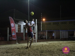 
<a style='margin-left: 5px;' class='btn btn-xs btn-social btn-facebook' href='https://www.facebook.com/sharer/sharer.php?u=https://boladovale.com.br/imgs/800-800-90/conteudo/fotos/1521/img8873.jpg' rel='popup' data-width='500' data-height='400'><i class='fa fa-facebook'></i>Compartilhar <span class='hidden-xs'>no Facebook</span>
</a> 
<a class='btn btn-default btn-xs' target='_blank' href='imgs/800-800-90/conteudo/fotos/1521/img8873.jpg'>
<span class='glyphicon glyphicon-cloud-download'></span> Salvar
</a> 
<span></span>