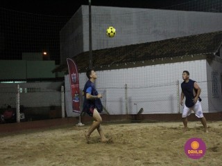 
<a style='margin-left: 5px;' class='btn btn-xs btn-social btn-facebook' href='https://www.facebook.com/sharer/sharer.php?u=https://boladovale.com.br/imgs/800-800-90/conteudo/fotos/1521/img8913.jpg' rel='popup' data-width='500' data-height='400'><i class='fa fa-facebook'></i>Compartilhar <span class='hidden-xs'>no Facebook</span>
</a> 
<a class='btn btn-default btn-xs' target='_blank' href='imgs/800-800-90/conteudo/fotos/1521/img8913.jpg'>
<span class='glyphicon glyphicon-cloud-download'></span> Salvar
</a> 
<span></span>