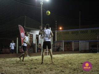 
<a style='margin-left: 5px;' class='btn btn-xs btn-social btn-facebook' href='https://www.facebook.com/sharer/sharer.php?u=https://boladovale.com.br/imgs/800-800-90/conteudo/fotos/1521/img8952.jpg' rel='popup' data-width='500' data-height='400'><i class='fa fa-facebook'></i>Compartilhar <span class='hidden-xs'>no Facebook</span>
</a> 
<a class='btn btn-default btn-xs' target='_blank' href='imgs/800-800-90/conteudo/fotos/1521/img8952.jpg'>
<span class='glyphicon glyphicon-cloud-download'></span> Salvar
</a> 
<span></span>