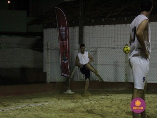 
<a style='margin-left: 5px;' class='btn btn-xs btn-social btn-facebook' href='https://www.facebook.com/sharer/sharer.php?u=https://boladovale.com.br/imgs/800-800-90/conteudo/fotos/1521/img8989.jpg' rel='popup' data-width='500' data-height='400'><i class='fa fa-facebook'></i>Compartilhar <span class='hidden-xs'>no Facebook</span>
</a> 
<a class='btn btn-default btn-xs' target='_blank' href='imgs/800-800-90/conteudo/fotos/1521/img8989.jpg'>
<span class='glyphicon glyphicon-cloud-download'></span> Salvar
</a> 
<span></span>