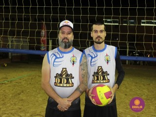 
<a style='margin-left: 5px;' class='btn btn-xs btn-social btn-facebook' href='https://www.facebook.com/sharer/sharer.php?u=https://boladovale.com.br/imgs/800-800-90/conteudo/fotos/1522/img9112.jpg' rel='popup' data-width='500' data-height='400'><i class='fa fa-facebook'></i>Compartilhar <span class='hidden-xs'>no Facebook</span>
</a> 
<a class='btn btn-default btn-xs' target='_blank' href='imgs/800-800-90/conteudo/fotos/1522/img9112.jpg'>
<span class='glyphicon glyphicon-cloud-download'></span> Salvar
</a> 
<span></span>