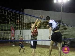 
<a style='margin-left: 5px;' class='btn btn-xs btn-social btn-facebook' href='https://www.facebook.com/sharer/sharer.php?u=https://boladovale.com.br/imgs/800-800-90/conteudo/fotos/1522/img9183.jpg' rel='popup' data-width='500' data-height='400'><i class='fa fa-facebook'></i>Compartilhar <span class='hidden-xs'>no Facebook</span>
</a> 
<a class='btn btn-default btn-xs' target='_blank' href='imgs/800-800-90/conteudo/fotos/1522/img9183.jpg'>
<span class='glyphicon glyphicon-cloud-download'></span> Salvar
</a> 
<span></span>