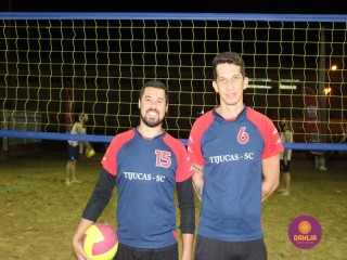 
<a style='margin-left: 5px;' class='btn btn-xs btn-social btn-facebook' href='https://www.facebook.com/sharer/sharer.php?u=https://boladovale.com.br/imgs/800-800-90/conteudo/fotos/1522/img9187.jpg' rel='popup' data-width='500' data-height='400'><i class='fa fa-facebook'></i>Compartilhar <span class='hidden-xs'>no Facebook</span>
</a> 
<a class='btn btn-default btn-xs' target='_blank' href='imgs/800-800-90/conteudo/fotos/1522/img9187.jpg'>
<span class='glyphicon glyphicon-cloud-download'></span> Salvar
</a> 
<span></span>