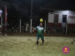 
<a style='margin-left: 5px;' class='btn btn-xs btn-social btn-facebook' href='https://www.facebook.com/sharer/sharer.php?u=https://boladovale.com.br/imgs/800-800-90/conteudo/fotos/1523/img9319.jpg' rel='popup' data-width='500' data-height='400'><i class='fa fa-facebook'></i>Compartilhar <span class='hidden-xs'>no Facebook</span>
</a> 
<a class='btn btn-default btn-xs' target='_blank' href='imgs/800-800-90/conteudo/fotos/1523/img9319.jpg'>
<span class='glyphicon glyphicon-cloud-download'></span> Salvar
</a> 
<span></span>