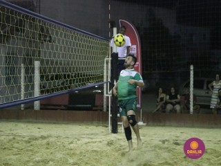 
<a style='margin-left: 5px;' class='btn btn-xs btn-social btn-facebook' href='https://www.facebook.com/sharer/sharer.php?u=https://boladovale.com.br/imgs/800-800-90/conteudo/fotos/1523/img9323.jpg' rel='popup' data-width='500' data-height='400'><i class='fa fa-facebook'></i>Compartilhar <span class='hidden-xs'>no Facebook</span>
</a> 
<a class='btn btn-default btn-xs' target='_blank' href='imgs/800-800-90/conteudo/fotos/1523/img9323.jpg'>
<span class='glyphicon glyphicon-cloud-download'></span> Salvar
</a> 
<span></span>