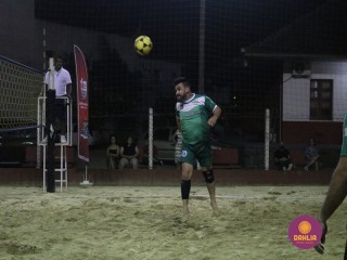 
<a style='margin-left: 5px;' class='btn btn-xs btn-social btn-facebook' href='https://www.facebook.com/sharer/sharer.php?u=https://boladovale.com.br/imgs/800-800-90/conteudo/fotos/1523/img9347.jpg' rel='popup' data-width='500' data-height='400'><i class='fa fa-facebook'></i>Compartilhar <span class='hidden-xs'>no Facebook</span>
</a> 
<a class='btn btn-default btn-xs' target='_blank' href='imgs/800-800-90/conteudo/fotos/1523/img9347.jpg'>
<span class='glyphicon glyphicon-cloud-download'></span> Salvar
</a> 
<span></span>