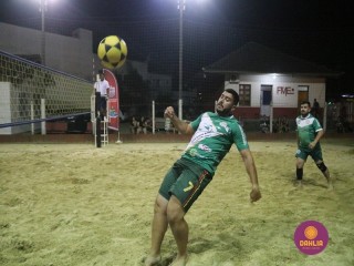 
<a style='margin-left: 5px;' class='btn btn-xs btn-social btn-facebook' href='https://www.facebook.com/sharer/sharer.php?u=https://boladovale.com.br/imgs/800-800-90/conteudo/fotos/1523/img9351.jpg' rel='popup' data-width='500' data-height='400'><i class='fa fa-facebook'></i>Compartilhar <span class='hidden-xs'>no Facebook</span>
</a> 
<a class='btn btn-default btn-xs' target='_blank' href='imgs/800-800-90/conteudo/fotos/1523/img9351.jpg'>
<span class='glyphicon glyphicon-cloud-download'></span> Salvar
</a> 
<span></span>