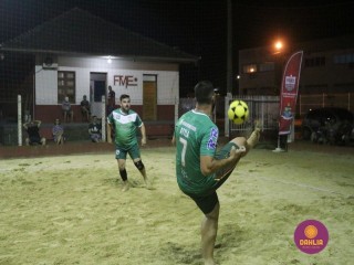 
<a style='margin-left: 5px;' class='btn btn-xs btn-social btn-facebook' href='https://www.facebook.com/sharer/sharer.php?u=https://boladovale.com.br/imgs/800-800-90/conteudo/fotos/1523/img9352.jpg' rel='popup' data-width='500' data-height='400'><i class='fa fa-facebook'></i>Compartilhar <span class='hidden-xs'>no Facebook</span>
</a> 
<a class='btn btn-default btn-xs' target='_blank' href='imgs/800-800-90/conteudo/fotos/1523/img9352.jpg'>
<span class='glyphicon glyphicon-cloud-download'></span> Salvar
</a> 
<span></span>