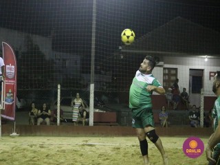 
<a style='margin-left: 5px;' class='btn btn-xs btn-social btn-facebook' href='https://www.facebook.com/sharer/sharer.php?u=https://boladovale.com.br/imgs/800-800-90/conteudo/fotos/1523/img9355.jpg' rel='popup' data-width='500' data-height='400'><i class='fa fa-facebook'></i>Compartilhar <span class='hidden-xs'>no Facebook</span>
</a> 
<a class='btn btn-default btn-xs' target='_blank' href='imgs/800-800-90/conteudo/fotos/1523/img9355.jpg'>
<span class='glyphicon glyphicon-cloud-download'></span> Salvar
</a> 
<span></span>