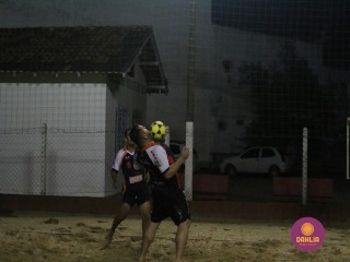 
<a style='margin-left: 5px;' class='btn btn-xs btn-social btn-facebook' href='https://www.facebook.com/sharer/sharer.php?u=https://boladovale.com.br/imgs/800-800-90/conteudo/fotos/1523/img9366.jpg' rel='popup' data-width='500' data-height='400'><i class='fa fa-facebook'></i>Compartilhar <span class='hidden-xs'>no Facebook</span>
</a> 
<a class='btn btn-default btn-xs' target='_blank' href='imgs/800-800-90/conteudo/fotos/1523/img9366.jpg'>
<span class='glyphicon glyphicon-cloud-download'></span> Salvar
</a> 
<span></span>