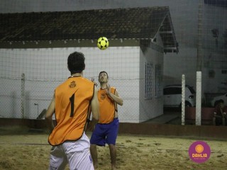 
<a style='margin-left: 5px;' class='btn btn-xs btn-social btn-facebook' href='https://www.facebook.com/sharer/sharer.php?u=https://boladovale.com.br/imgs/800-800-90/conteudo/fotos/1523/img9401.jpg' rel='popup' data-width='500' data-height='400'><i class='fa fa-facebook'></i>Compartilhar <span class='hidden-xs'>no Facebook</span>
</a> 
<a class='btn btn-default btn-xs' target='_blank' href='imgs/800-800-90/conteudo/fotos/1523/img9401.jpg'>
<span class='glyphicon glyphicon-cloud-download'></span> Salvar
</a> 
<span></span>