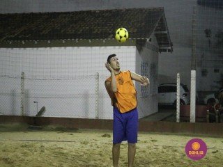 
<a style='margin-left: 5px;' class='btn btn-xs btn-social btn-facebook' href='https://www.facebook.com/sharer/sharer.php?u=https://boladovale.com.br/imgs/800-800-90/conteudo/fotos/1523/img9405.jpg' rel='popup' data-width='500' data-height='400'><i class='fa fa-facebook'></i>Compartilhar <span class='hidden-xs'>no Facebook</span>
</a> 
<a class='btn btn-default btn-xs' target='_blank' href='imgs/800-800-90/conteudo/fotos/1523/img9405.jpg'>
<span class='glyphicon glyphicon-cloud-download'></span> Salvar
</a> 
<span></span>