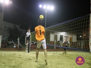 
<a style='margin-left: 5px;' class='btn btn-xs btn-social btn-facebook' href='https://www.facebook.com/sharer/sharer.php?u=https://boladovale.com.br/imgs/800-800-90/conteudo/fotos/1523/img9408.jpg' rel='popup' data-width='500' data-height='400'><i class='fa fa-facebook'></i>Compartilhar <span class='hidden-xs'>no Facebook</span>
</a> 
<a class='btn btn-default btn-xs' target='_blank' href='imgs/800-800-90/conteudo/fotos/1523/img9408.jpg'>
<span class='glyphicon glyphicon-cloud-download'></span> Salvar
</a> 
<span></span>