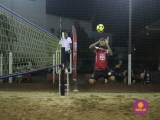 
<a style='margin-left: 5px;' class='btn btn-xs btn-social btn-facebook' href='https://www.facebook.com/sharer/sharer.php?u=https://boladovale.com.br/imgs/800-800-90/conteudo/fotos/1523/img9439.jpg' rel='popup' data-width='500' data-height='400'><i class='fa fa-facebook'></i>Compartilhar <span class='hidden-xs'>no Facebook</span>
</a> 
<a class='btn btn-default btn-xs' target='_blank' href='imgs/800-800-90/conteudo/fotos/1523/img9439.jpg'>
<span class='glyphicon glyphicon-cloud-download'></span> Salvar
</a> 
<span></span>