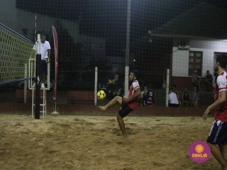 
<a style='margin-left: 5px;' class='btn btn-xs btn-social btn-facebook' href='https://www.facebook.com/sharer/sharer.php?u=https://boladovale.com.br/imgs/800-800-90/conteudo/fotos/1523/img9440.jpg' rel='popup' data-width='500' data-height='400'><i class='fa fa-facebook'></i>Compartilhar <span class='hidden-xs'>no Facebook</span>
</a> 
<a class='btn btn-default btn-xs' target='_blank' href='imgs/800-800-90/conteudo/fotos/1523/img9440.jpg'>
<span class='glyphicon glyphicon-cloud-download'></span> Salvar
</a> 
<span></span>