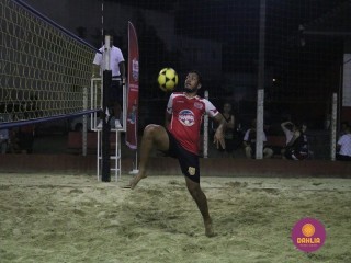 
<a style='margin-left: 5px;' class='btn btn-xs btn-social btn-facebook' href='https://www.facebook.com/sharer/sharer.php?u=https://boladovale.com.br/imgs/800-800-90/conteudo/fotos/1523/img9446.jpg' rel='popup' data-width='500' data-height='400'><i class='fa fa-facebook'></i>Compartilhar <span class='hidden-xs'>no Facebook</span>
</a> 
<a class='btn btn-default btn-xs' target='_blank' href='imgs/800-800-90/conteudo/fotos/1523/img9446.jpg'>
<span class='glyphicon glyphicon-cloud-download'></span> Salvar
</a> 
<span></span>