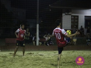 
<a style='margin-left: 5px;' class='btn btn-xs btn-social btn-facebook' href='https://www.facebook.com/sharer/sharer.php?u=https://boladovale.com.br/imgs/800-800-90/conteudo/fotos/1523/img9448.jpg' rel='popup' data-width='500' data-height='400'><i class='fa fa-facebook'></i>Compartilhar <span class='hidden-xs'>no Facebook</span>
</a> 
<a class='btn btn-default btn-xs' target='_blank' href='imgs/800-800-90/conteudo/fotos/1523/img9448.jpg'>
<span class='glyphicon glyphicon-cloud-download'></span> Salvar
</a> 
<span></span>